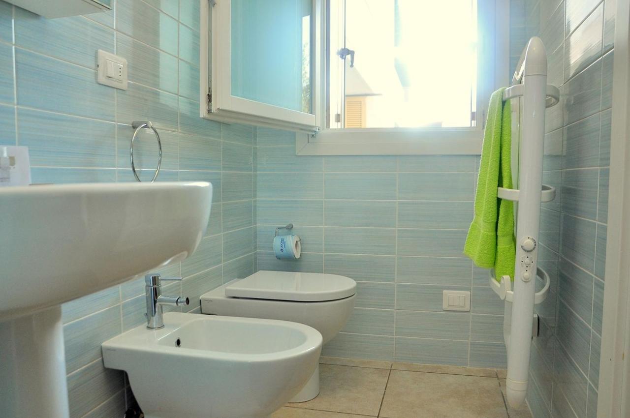 Nice Apartment With Huge Swimming Pool And Solarium ビビオーネ エクステリア 写真